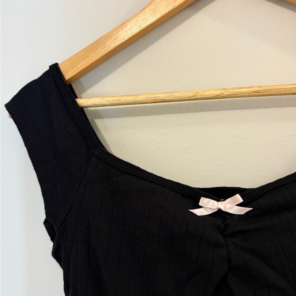 Off-the-shoulder Black Top - Picture 2 of 3